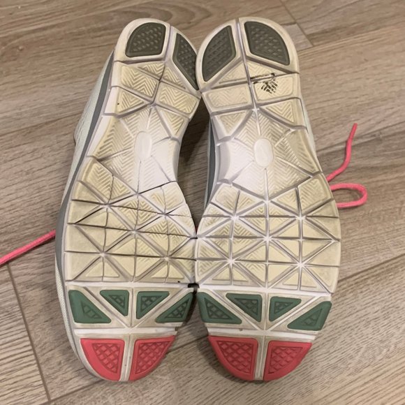 Women Nike Free 5.0 TR Fit 4 White Pink Size 8 - Picture 7 of 15